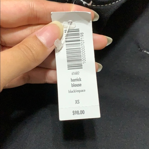 ARITZIA (Babaton) TOP - Picture 5 of 5